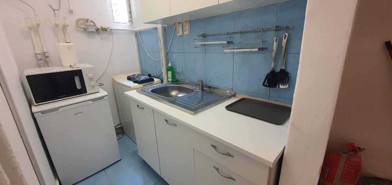 ブカレストCozy Spacious Studioアパートメント エクステリア 写真